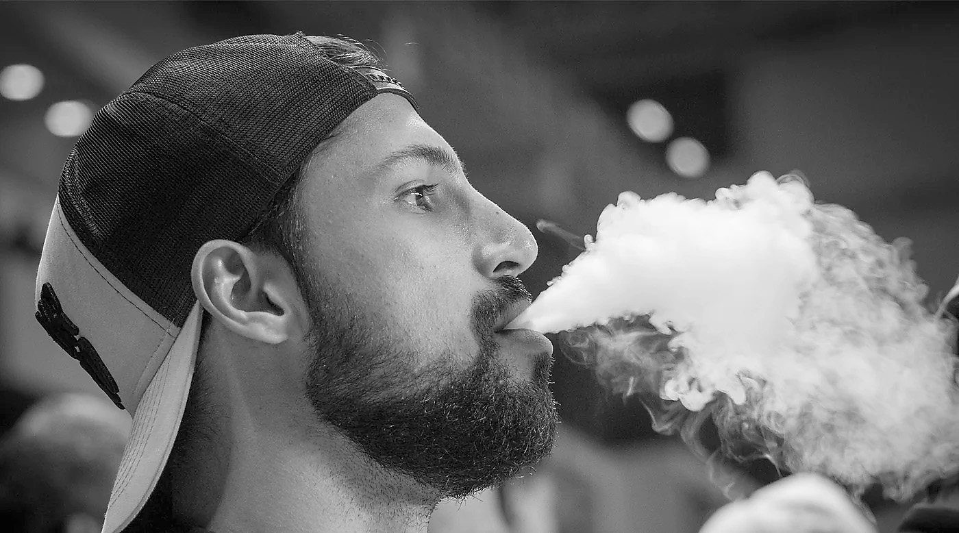 Just Juice Shake & Vape Mango & Passion Fruit 10ml