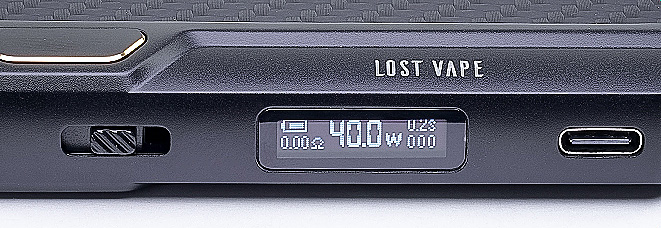 oled display znázorňuje všetky nastavené hodnoty prístroja a štatistiku vapovania
